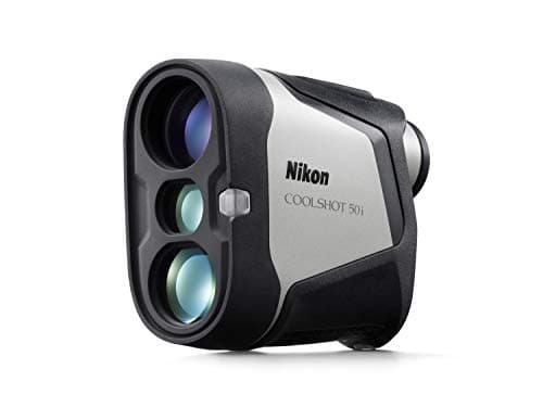 Nikon Coolshot 50i Entfernungsmesser in Schwarz und Silber vor weißem Hintergrund